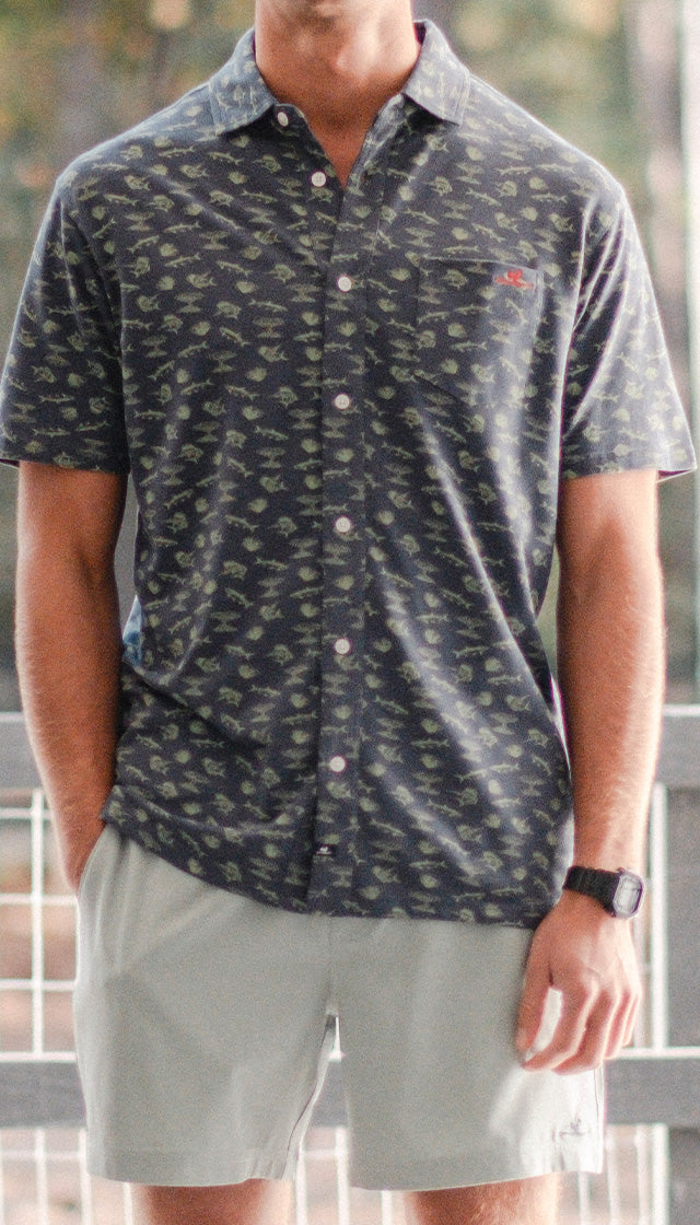 <Polos & Button Ups>